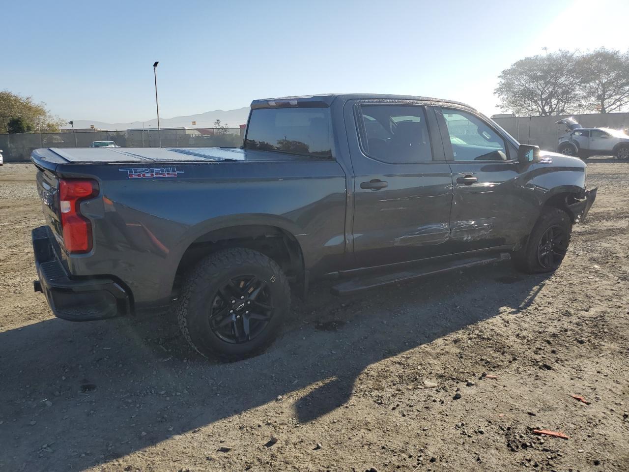 2019 CHEVROLET SILVERADO - Image 3
