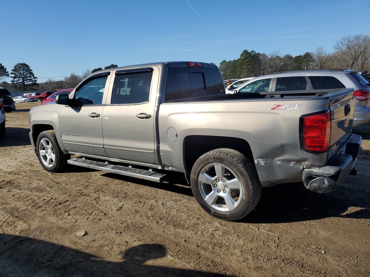 2017 CHEVROLET SILVERADO - Фото 2