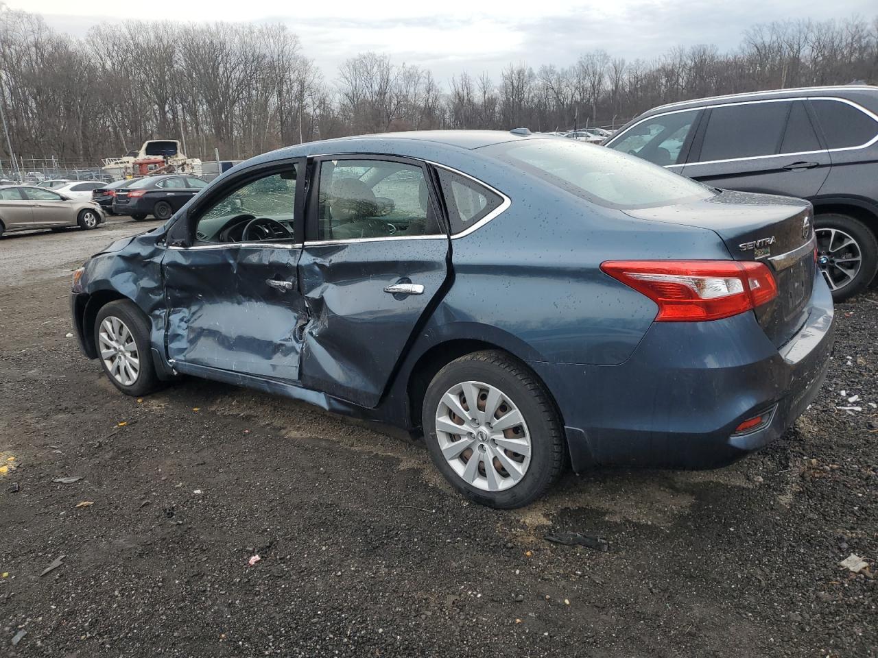 2017 NISSAN SENTRA S - Фото 2
