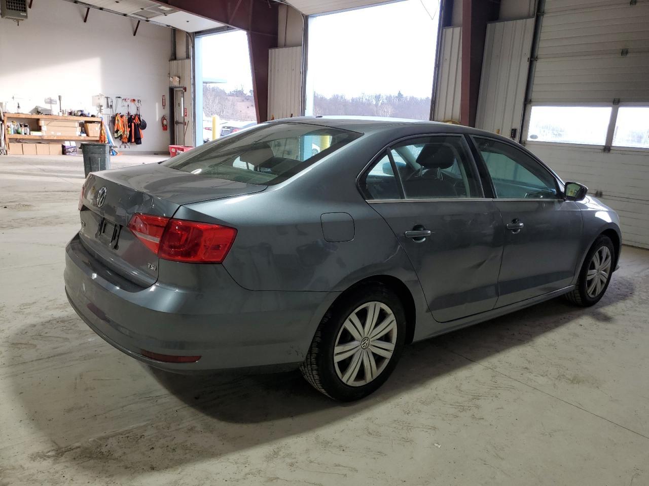 2017 VOLKSWAGEN JETTA S - Фото 3