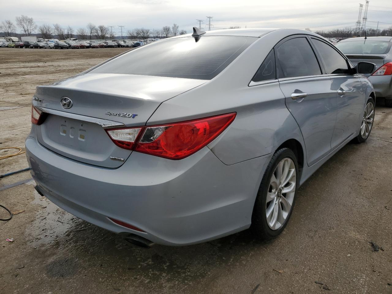 2011 HYUNDAI SONATA SE - Image 3