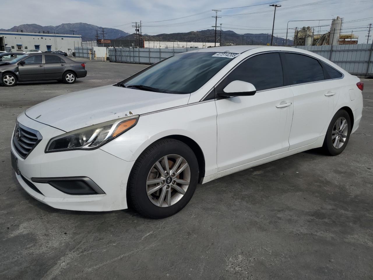2017 HYUNDAI SONATA SE