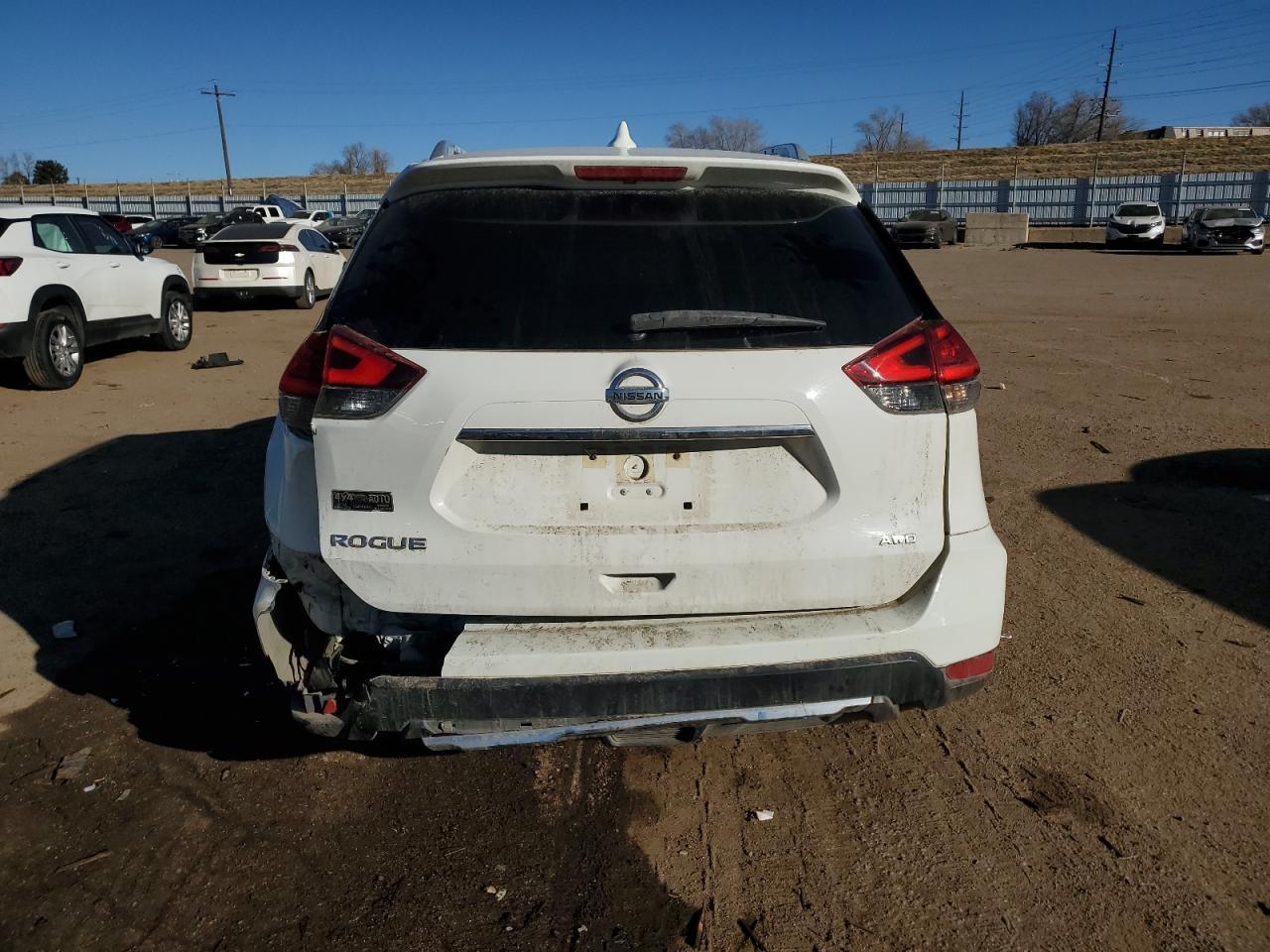 2017 NISSAN ROGUE S - Фото 6