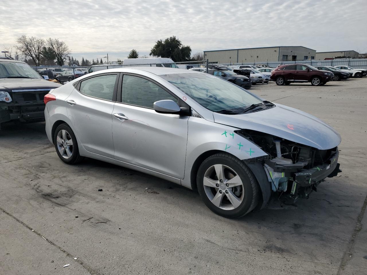 2013 HYUNDAI ELANTRA GL - Image 4