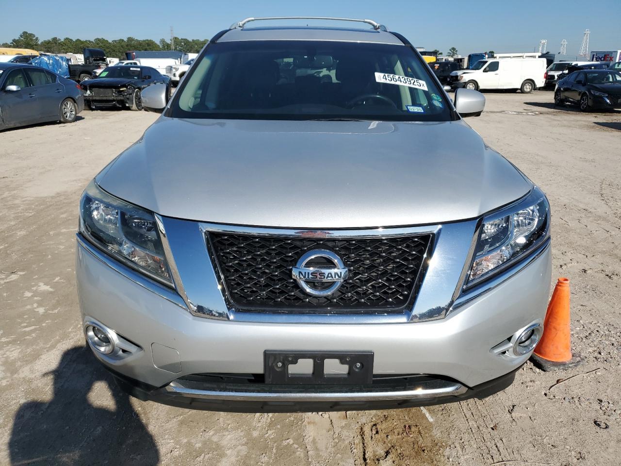 2013 NISSAN PATHFINDER - Фото 5