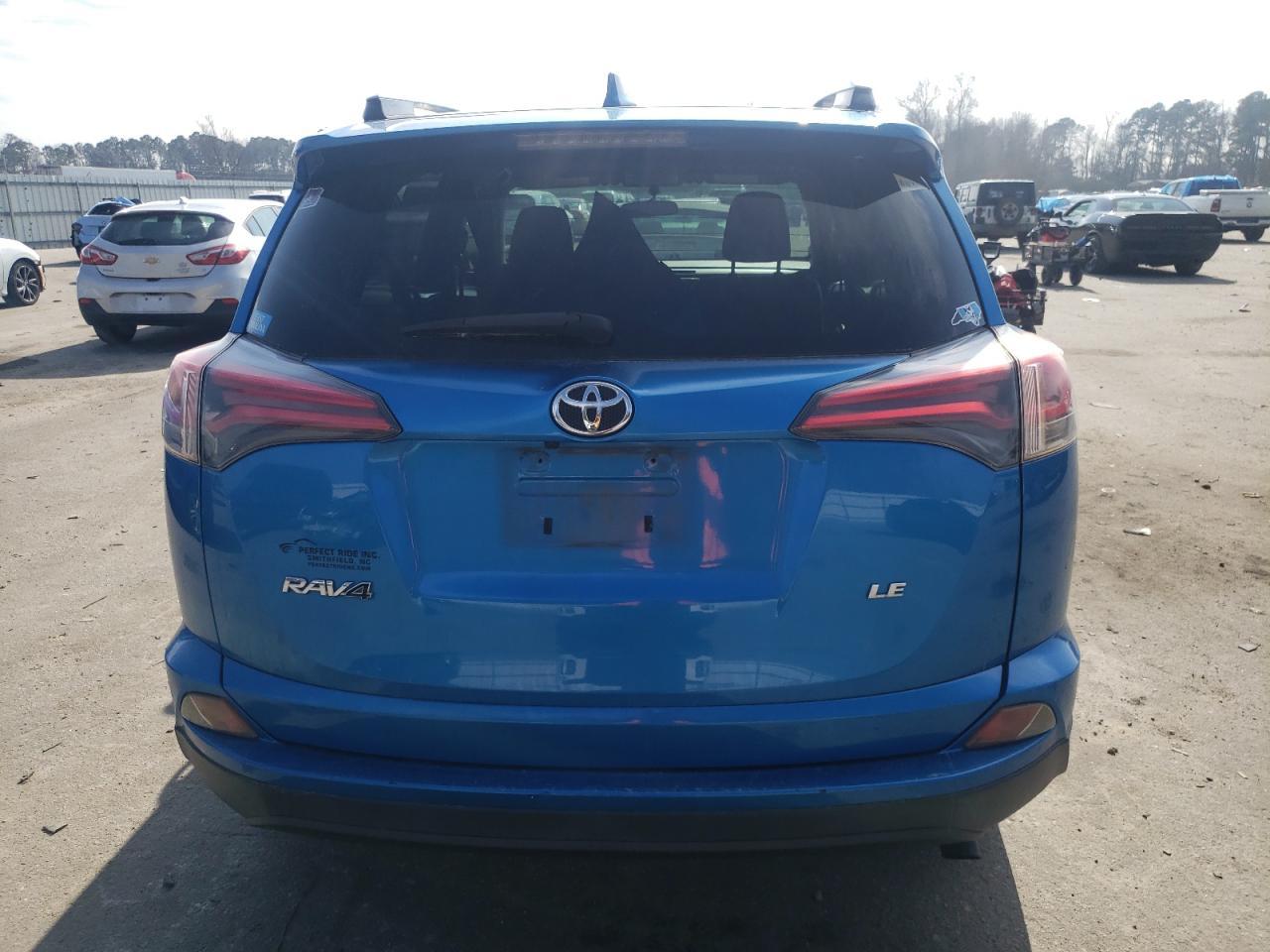 2016 TOYOTA RAV4 LE - Image 6