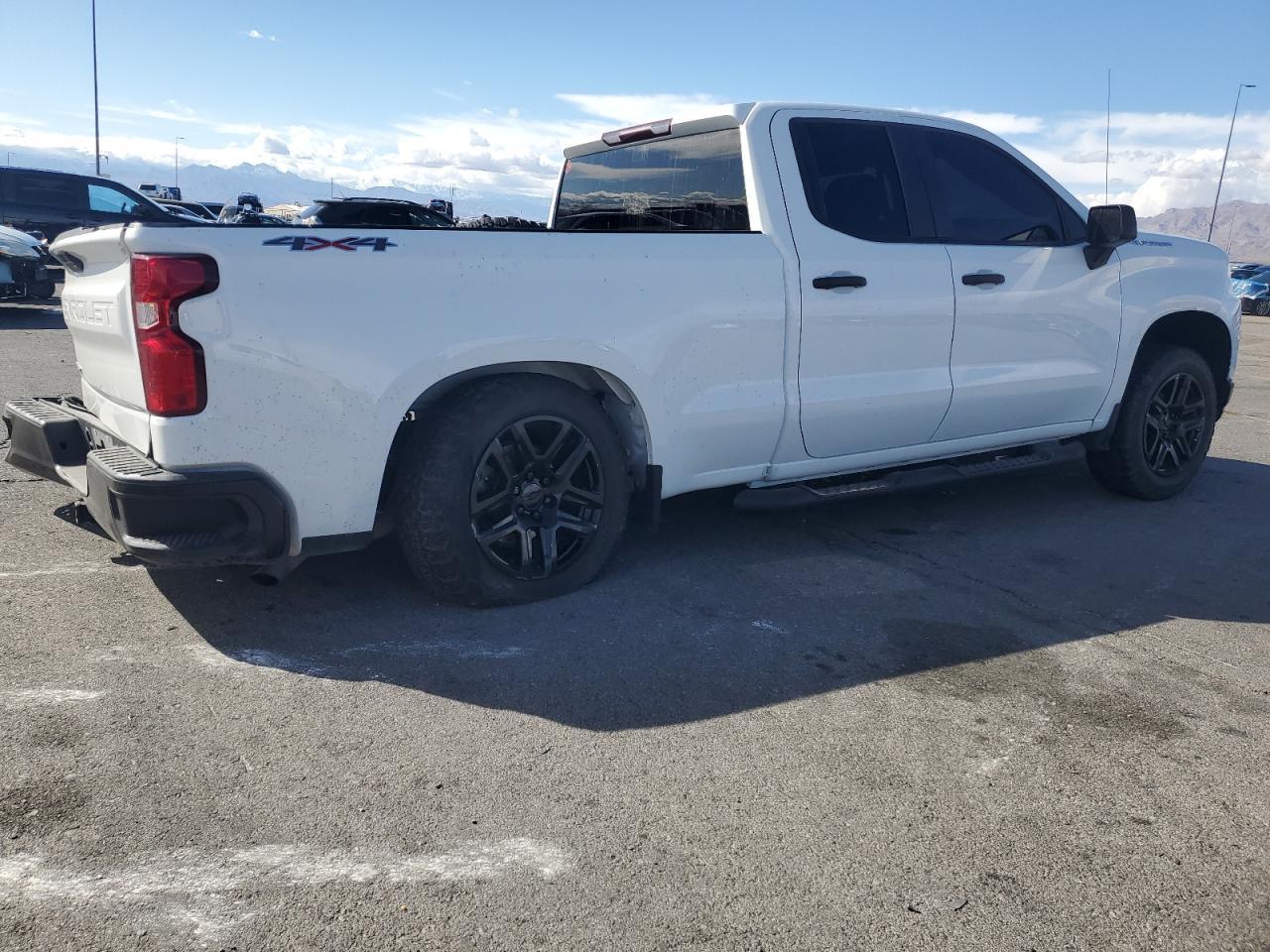 2020 CHEVROLET SILVERADO - Image 3