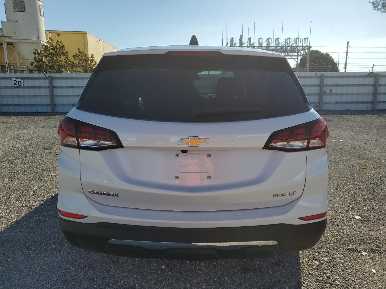 2024 CHEVROLET EQUINOX LT - Image 6