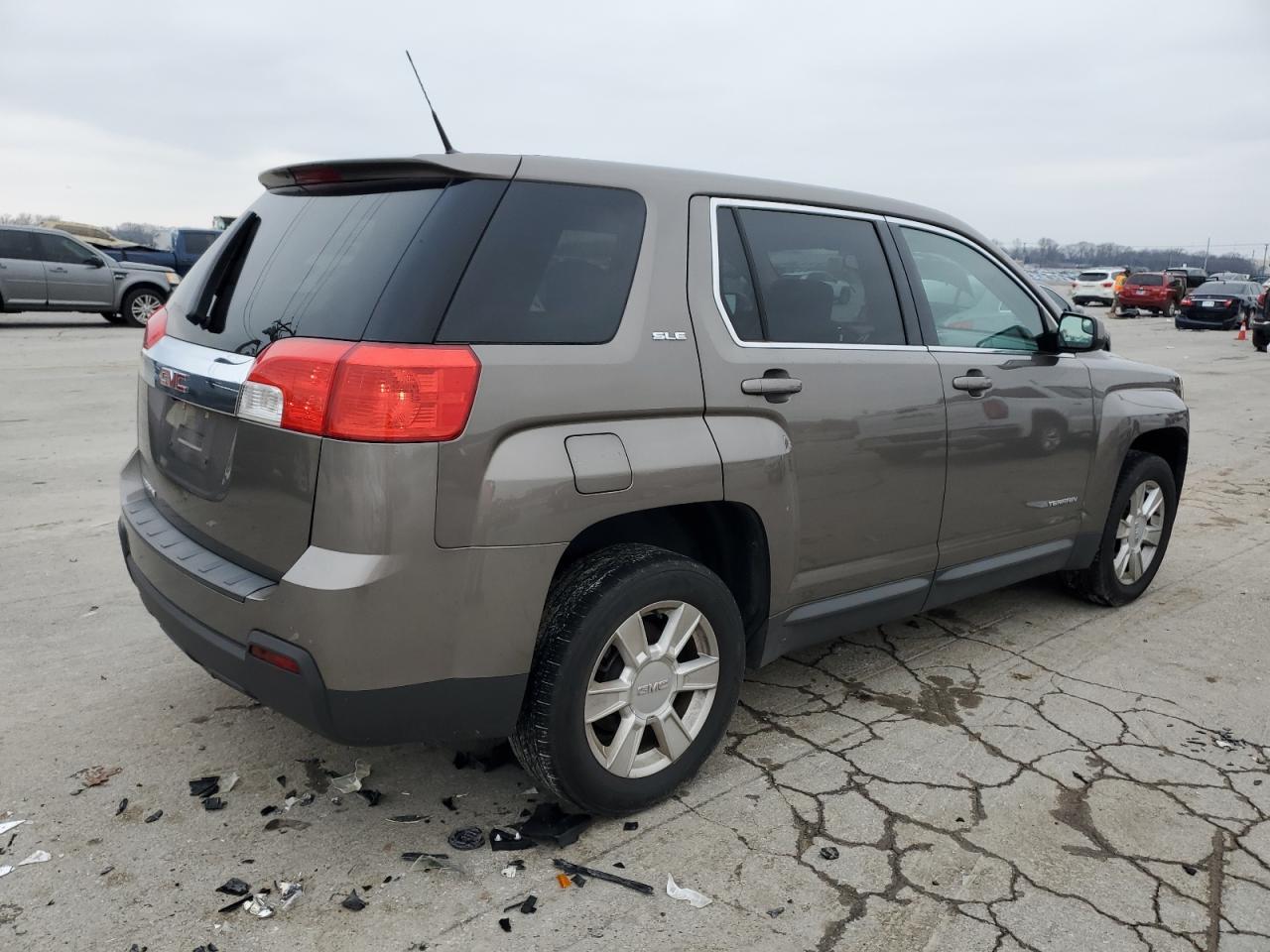 2012 GMC TERRAIN SL - Image 3
