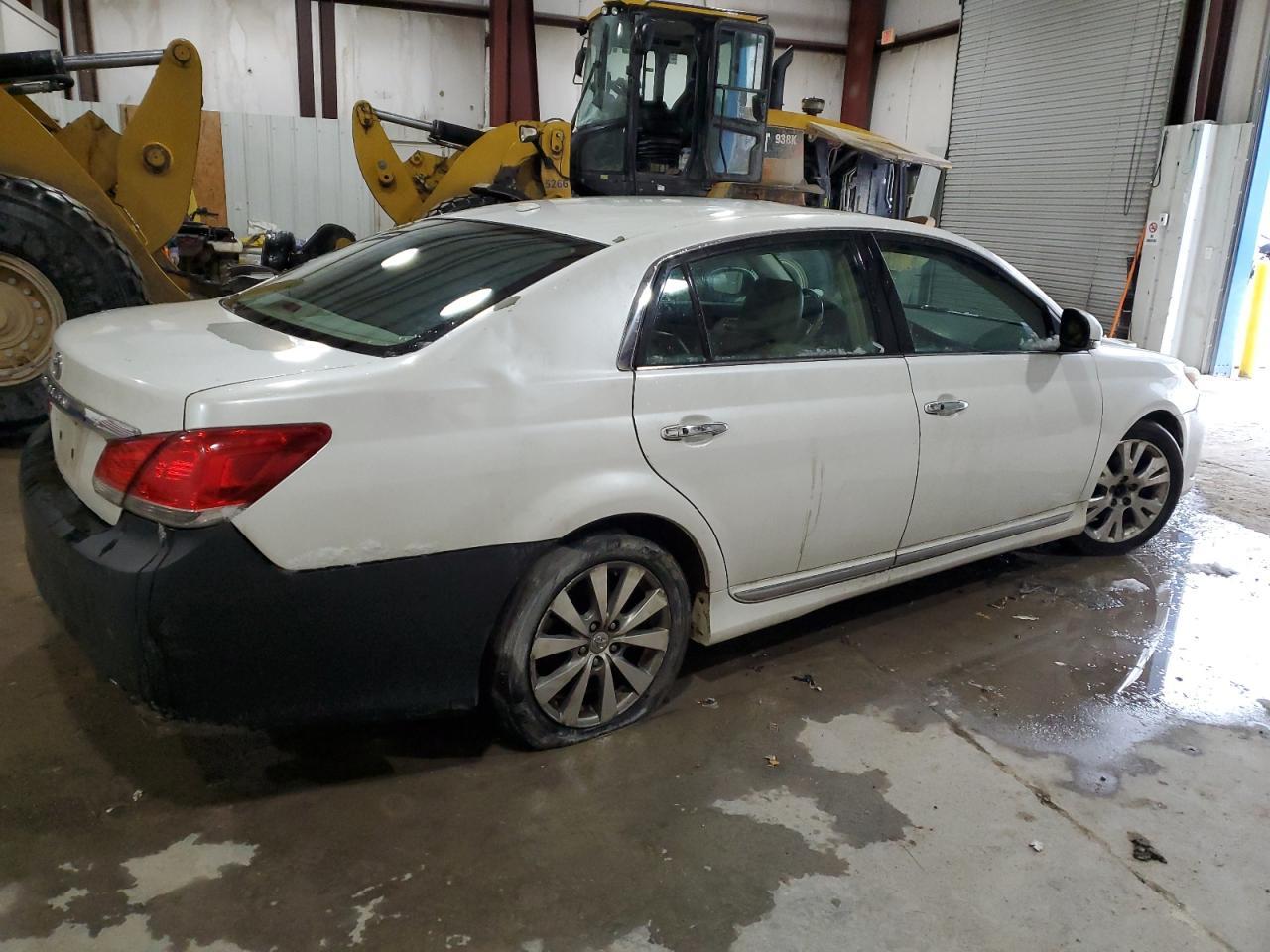 2011 TOYOTA AVALON BAS - Фото 3