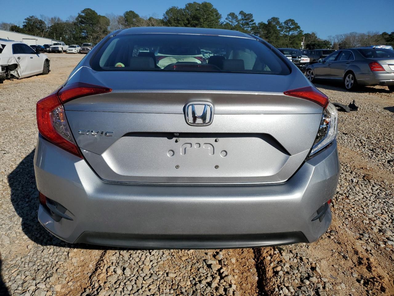 2016 HONDA CIVIC LX - Image 6