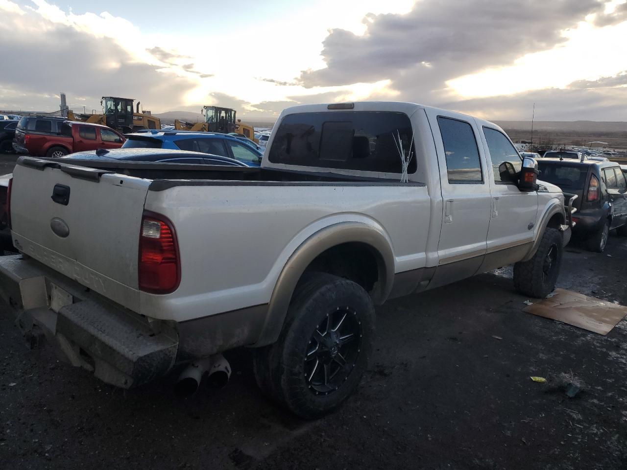 2012 FORD F250 SUPER - Фото 3