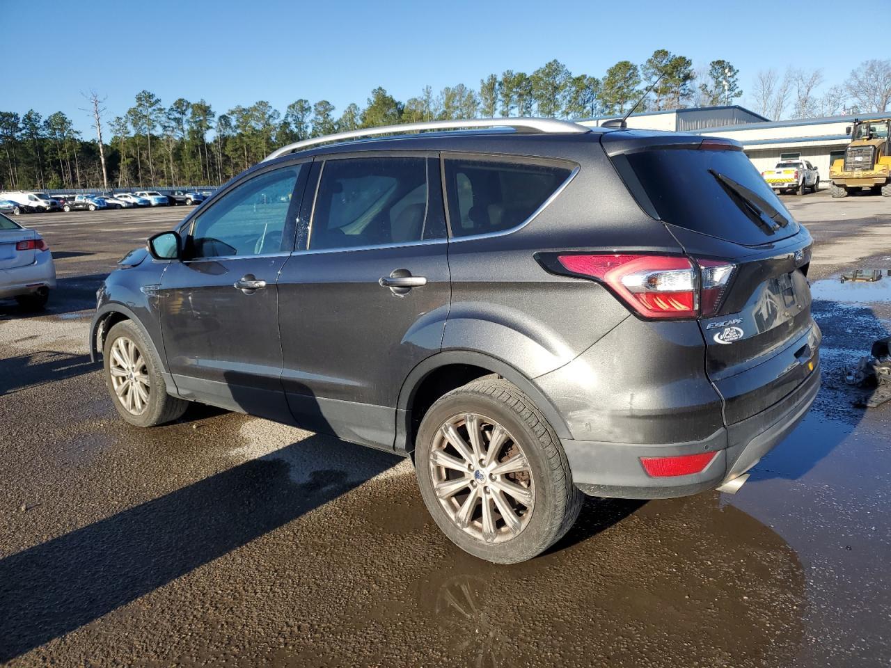 2017 FORD ESCAPE TIT - Image 2