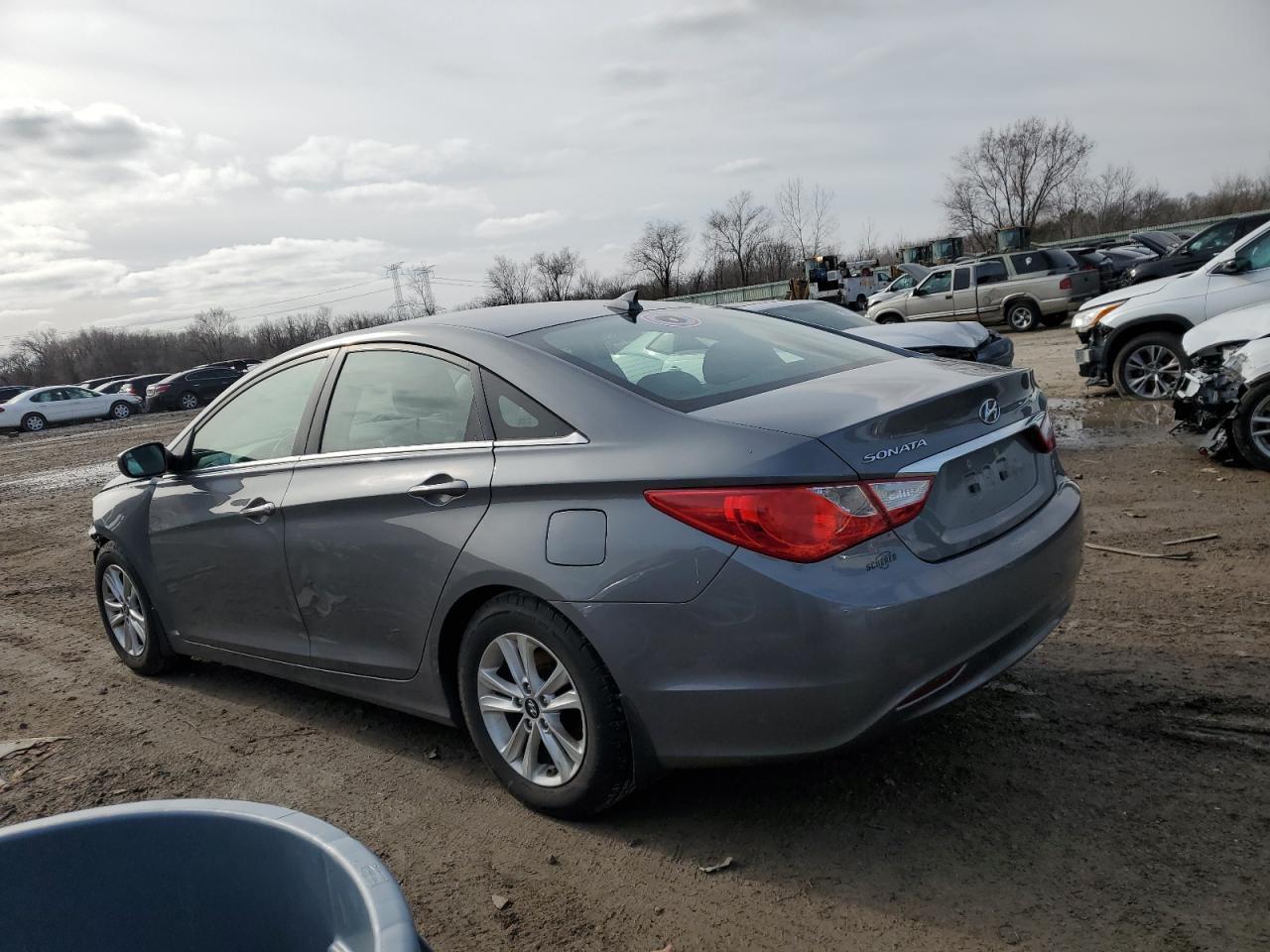 2013 HYUNDAI SONATA GLS - Фото 2