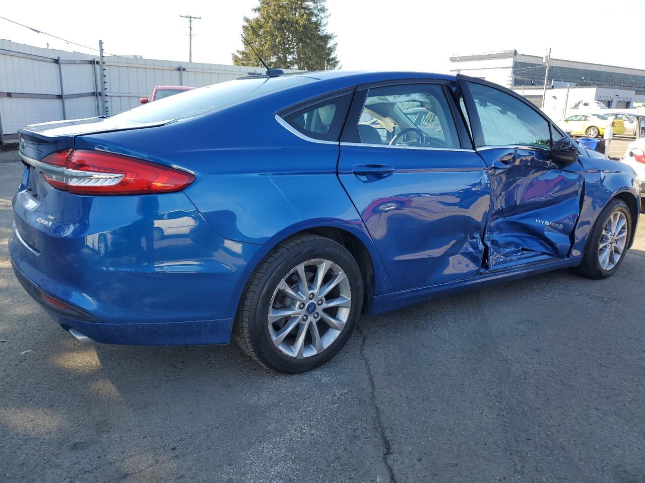 2017 FORD FUSION SE - Фото 3