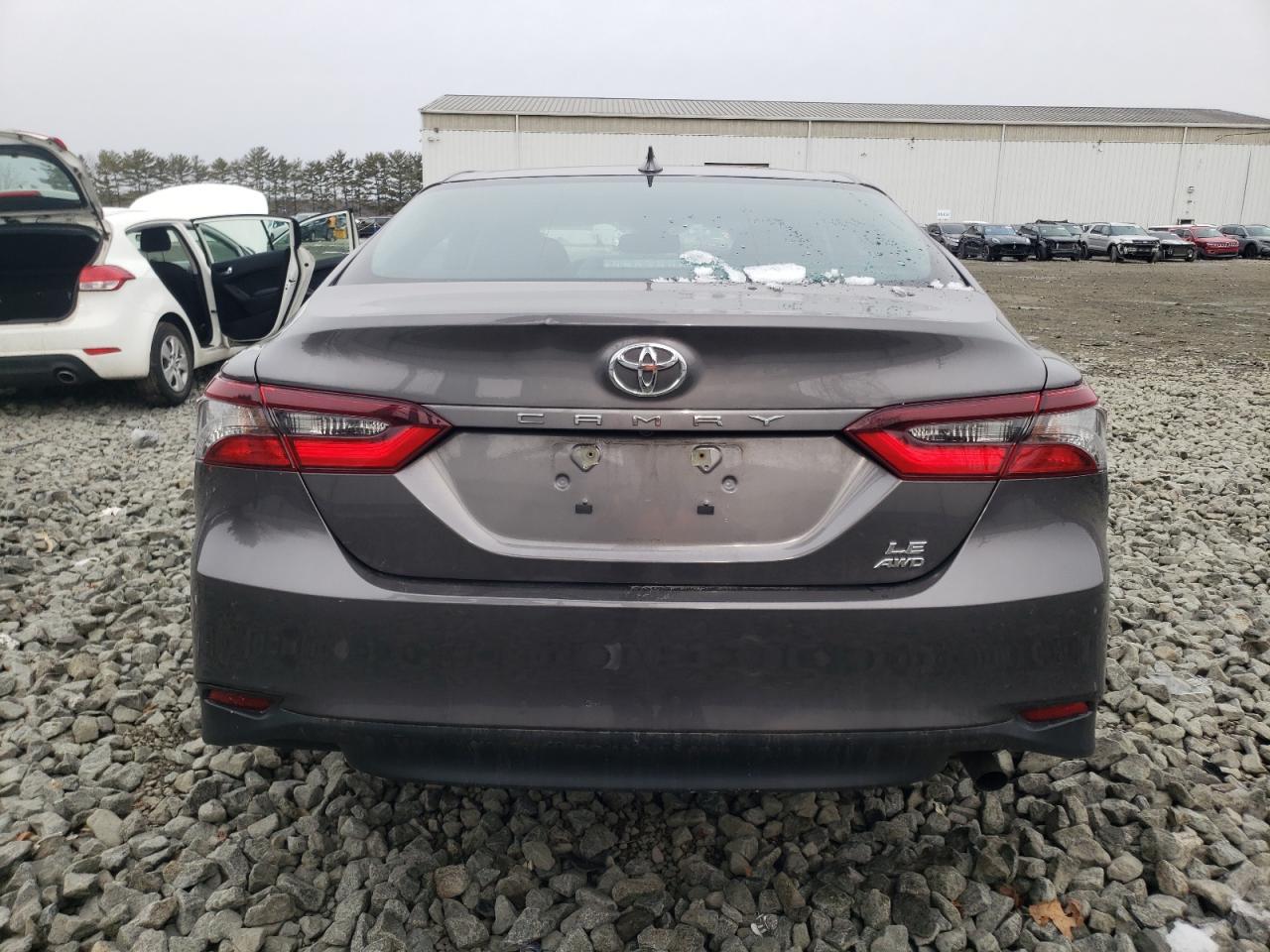 2023 TOYOTA CAMRY LE - Фото 6