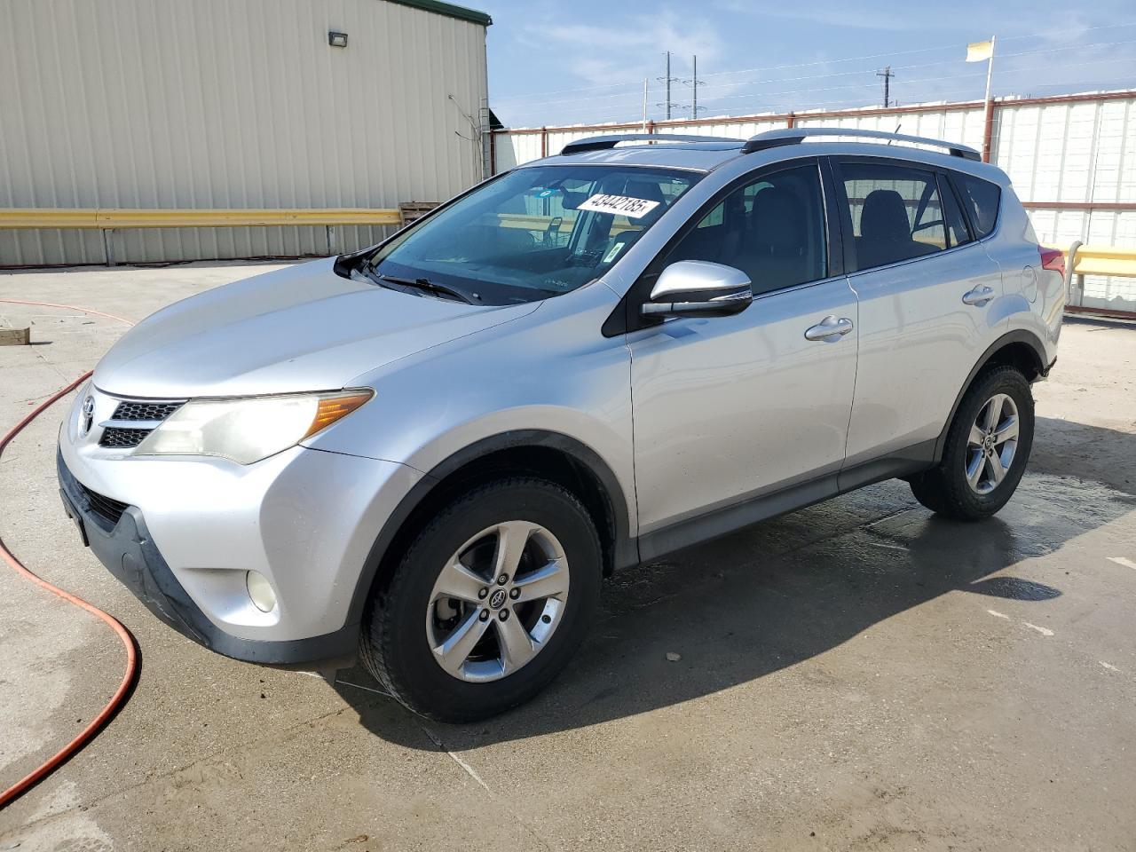 2015 TOYOTA RAV4 XLE