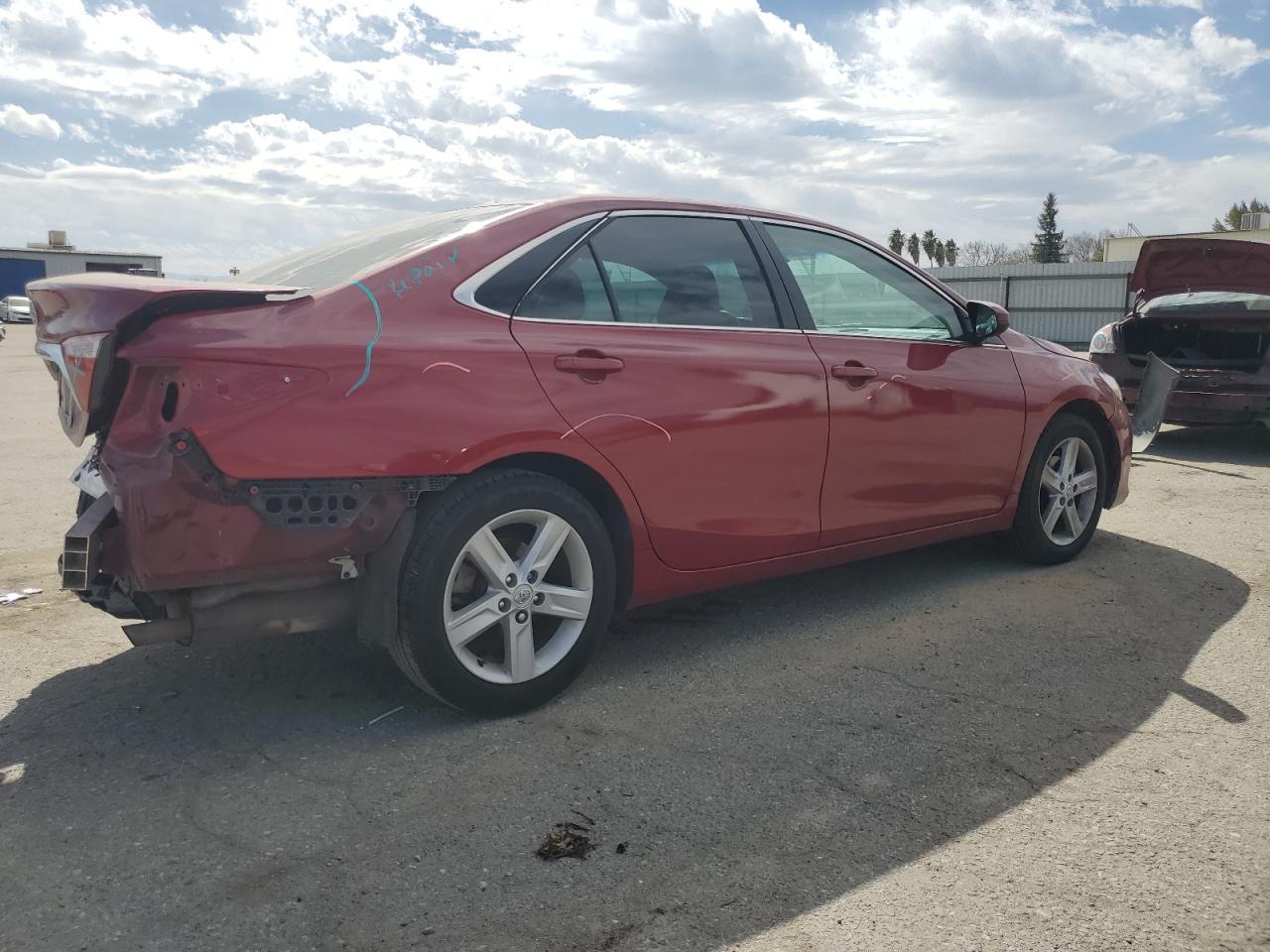 2017 TOYOTA CAMRY LE - Image 3