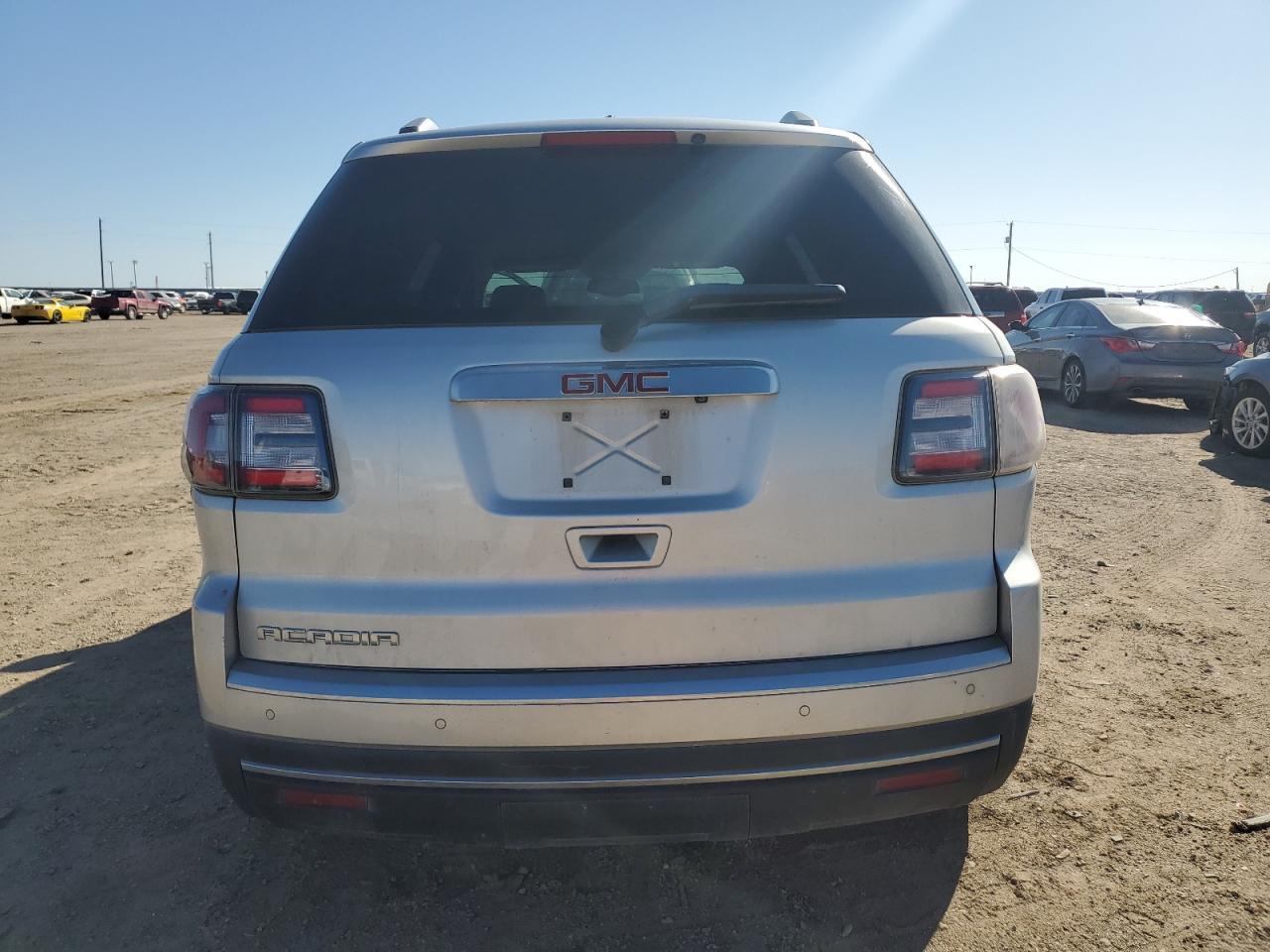 2016 GMC ACADIA SLT - Image 6