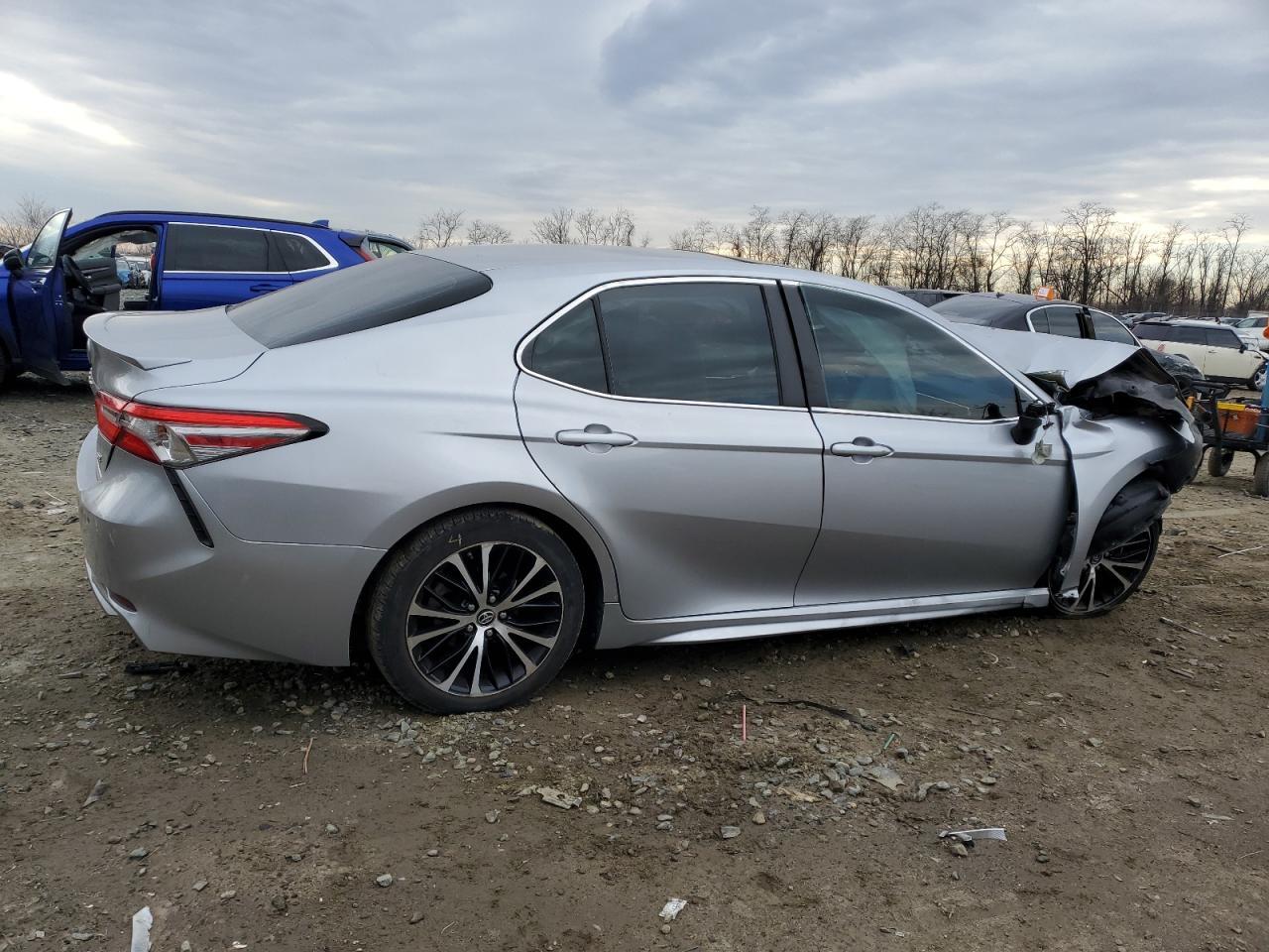 2018 TOYOTA CAMRY L - Image 3