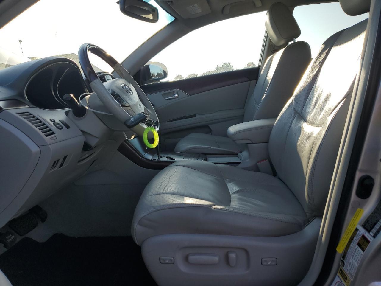 2011 TOYOTA AVALON BAS - Image 7