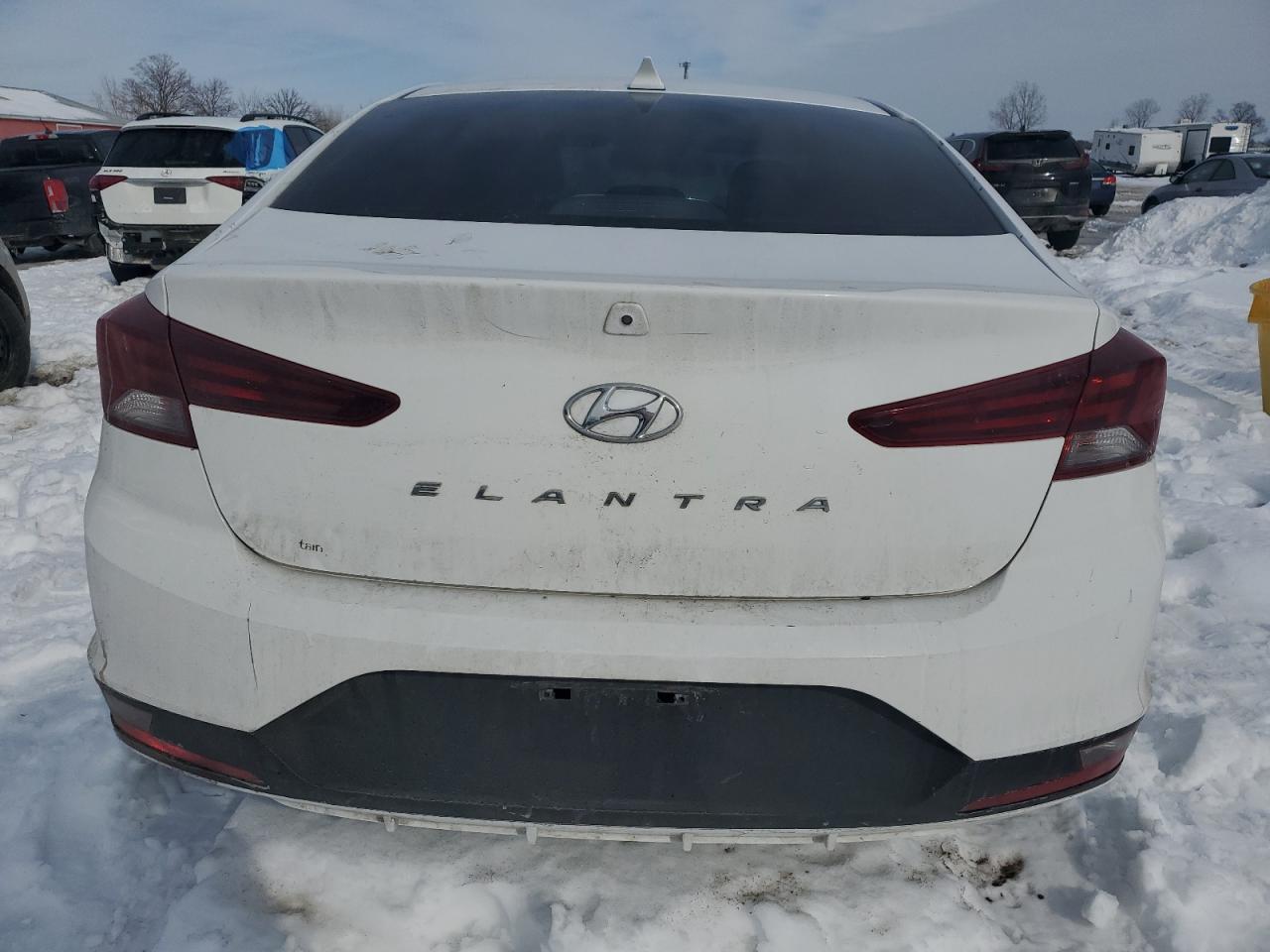 2019 HYUNDAI ELANTRA SE - Фото 6