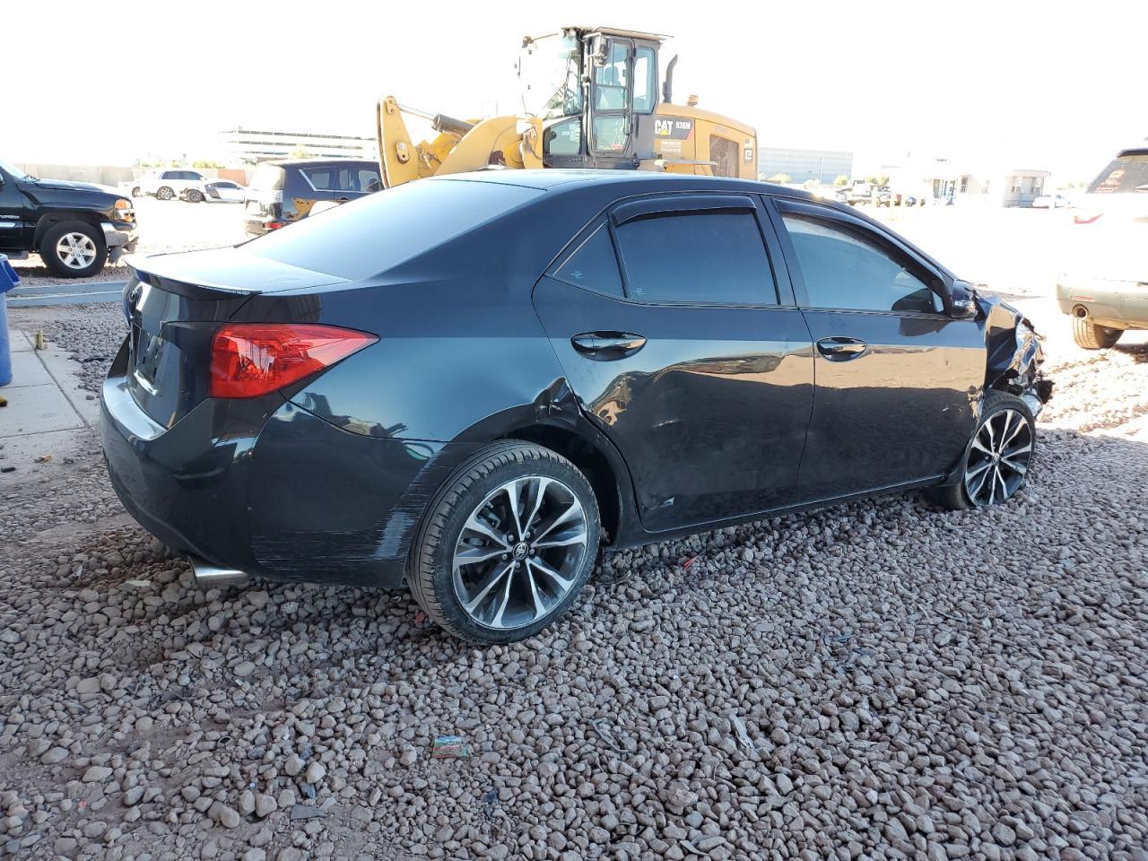 2018 TOYOTA COROLLA L - Фото 3