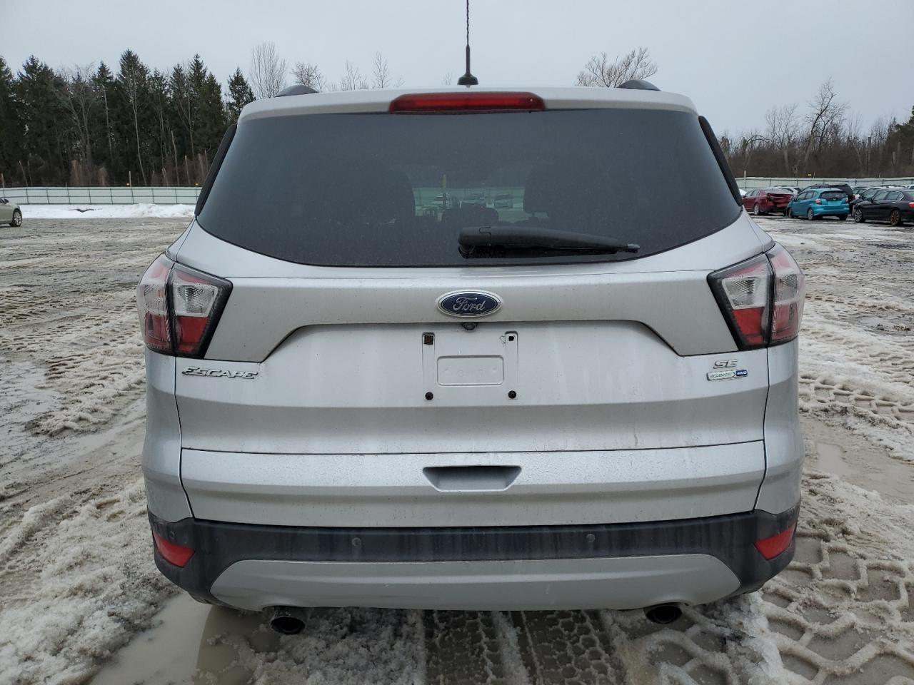 2017 FORD ESCAPE SE - Image 6