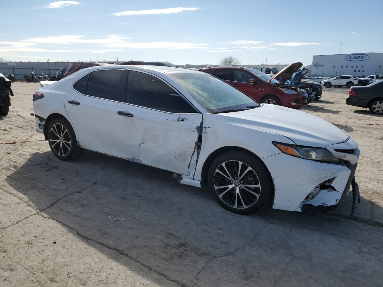 2020 TOYOTA CAMRY SE - Image 4