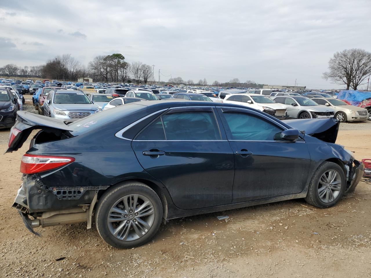2017 TOYOTA CAMRY LE - Image 3