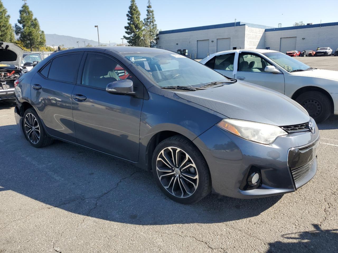 2016 TOYOTA COROLLA L - Фото 4
