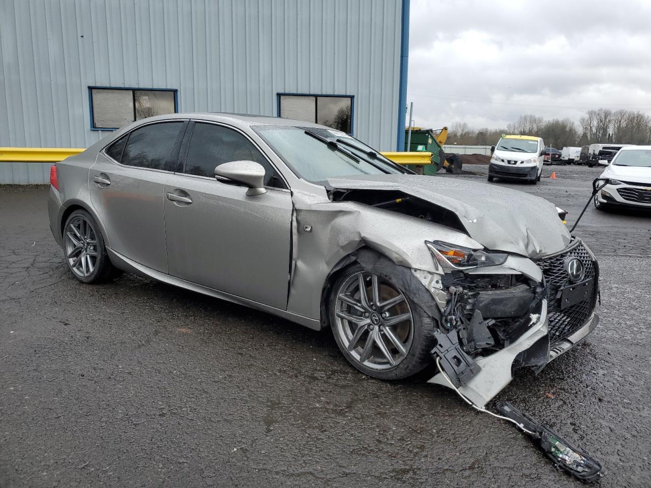 2018 LEXUS IS 300 - Image 4
