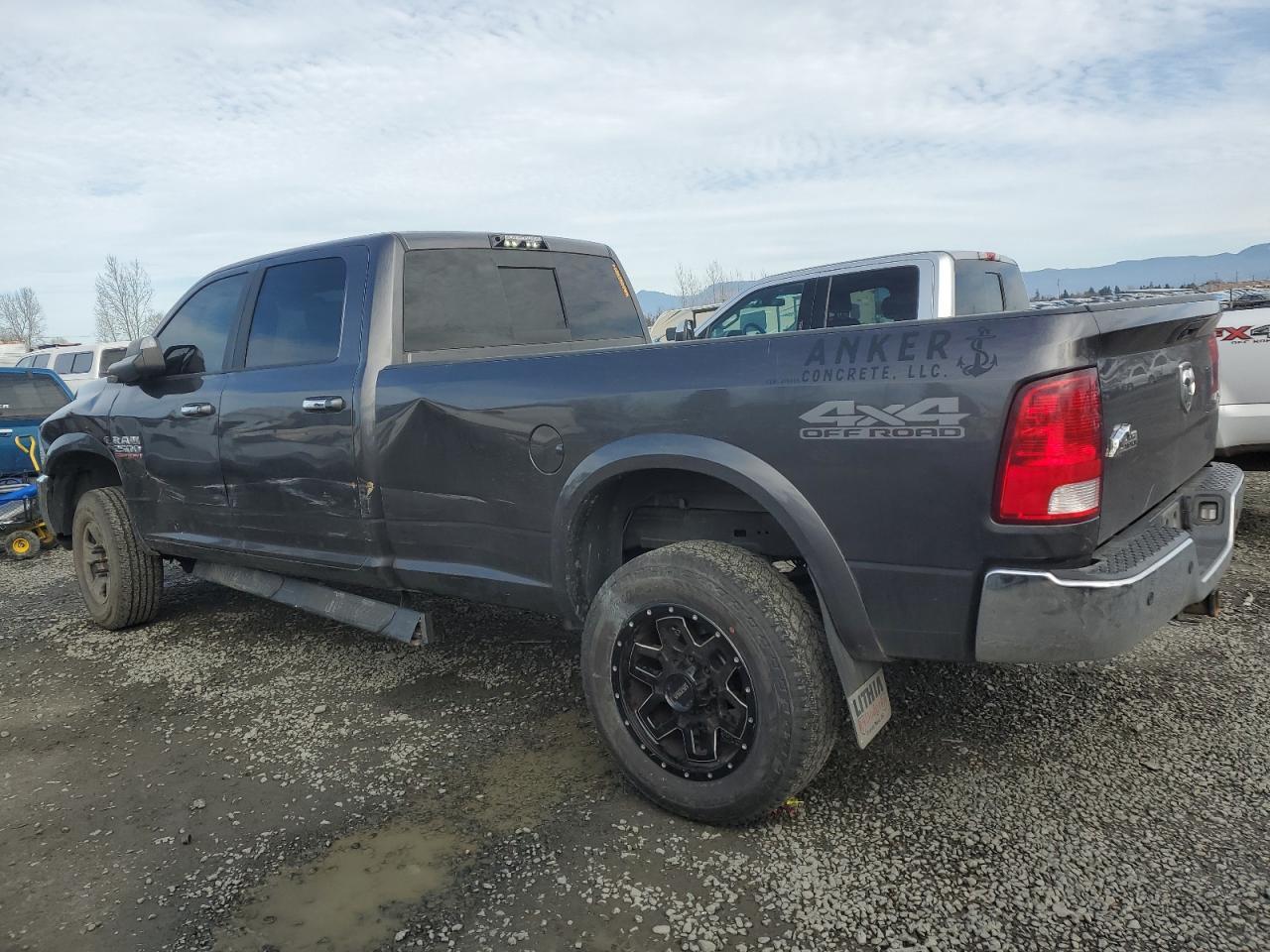 2018 RAM 2500 SLT - Image 2