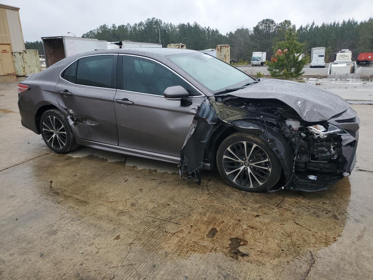 2019 TOYOTA CAMRY L - Image 4