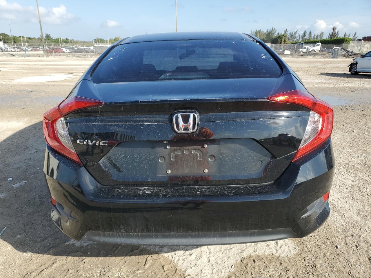 2017 HONDA CIVIC LX - Фото 6