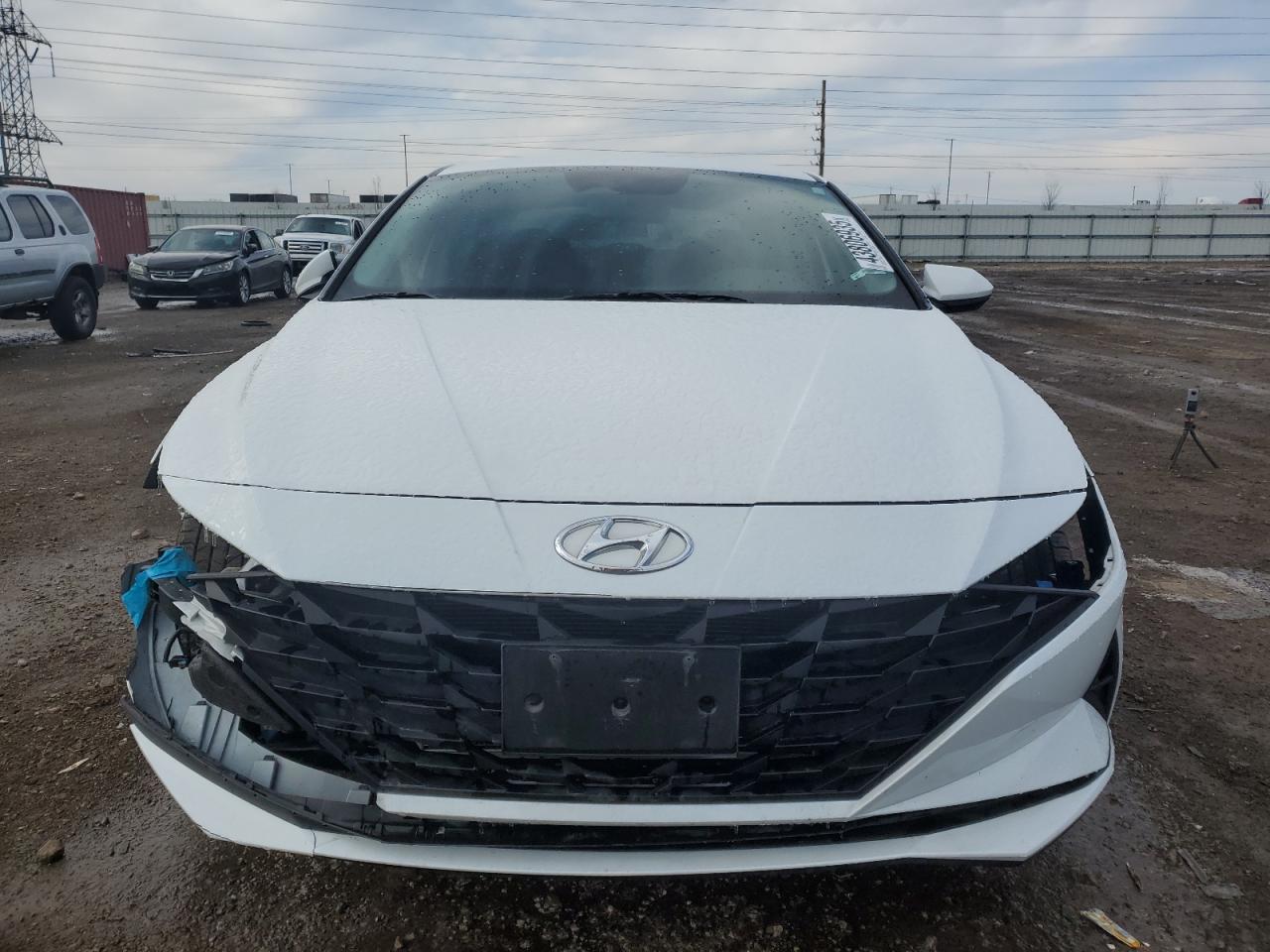 2023 HYUNDAI ELANTRA SE - Фото 5