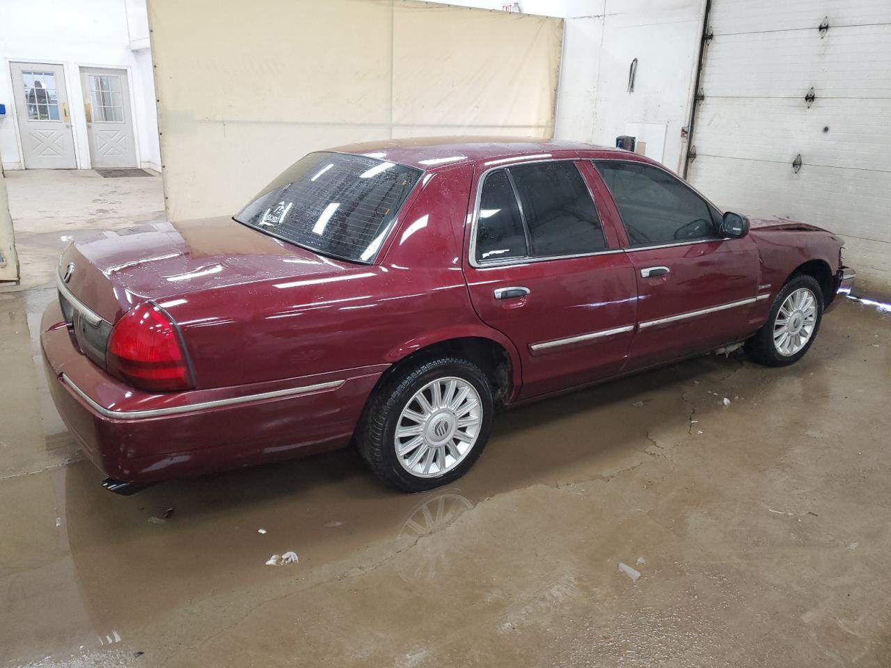 2010 MERCURY GRAND MARQ - Фото 3