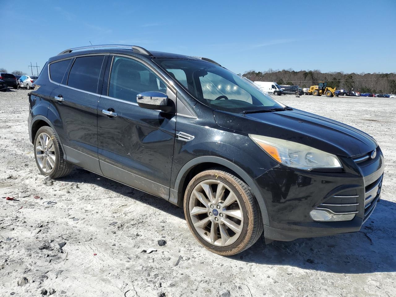 2015 FORD ESCAPE SE - Image 4