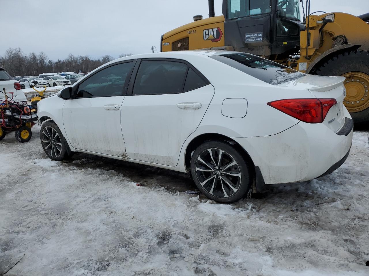 2018 TOYOTA COROLLA L - Фото 2