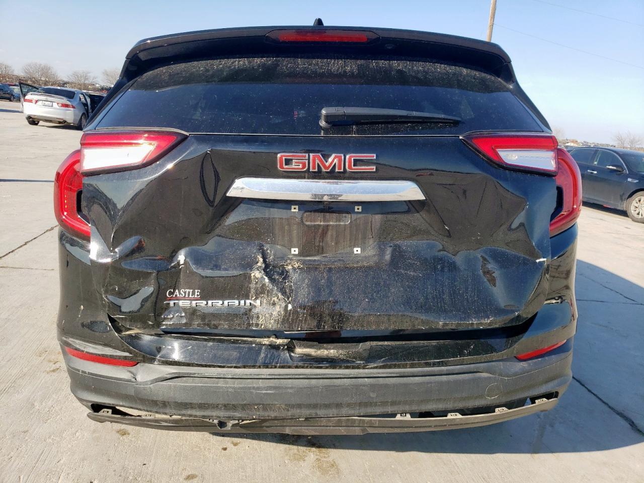 2023 GMC TERRAIN SL - Image 6