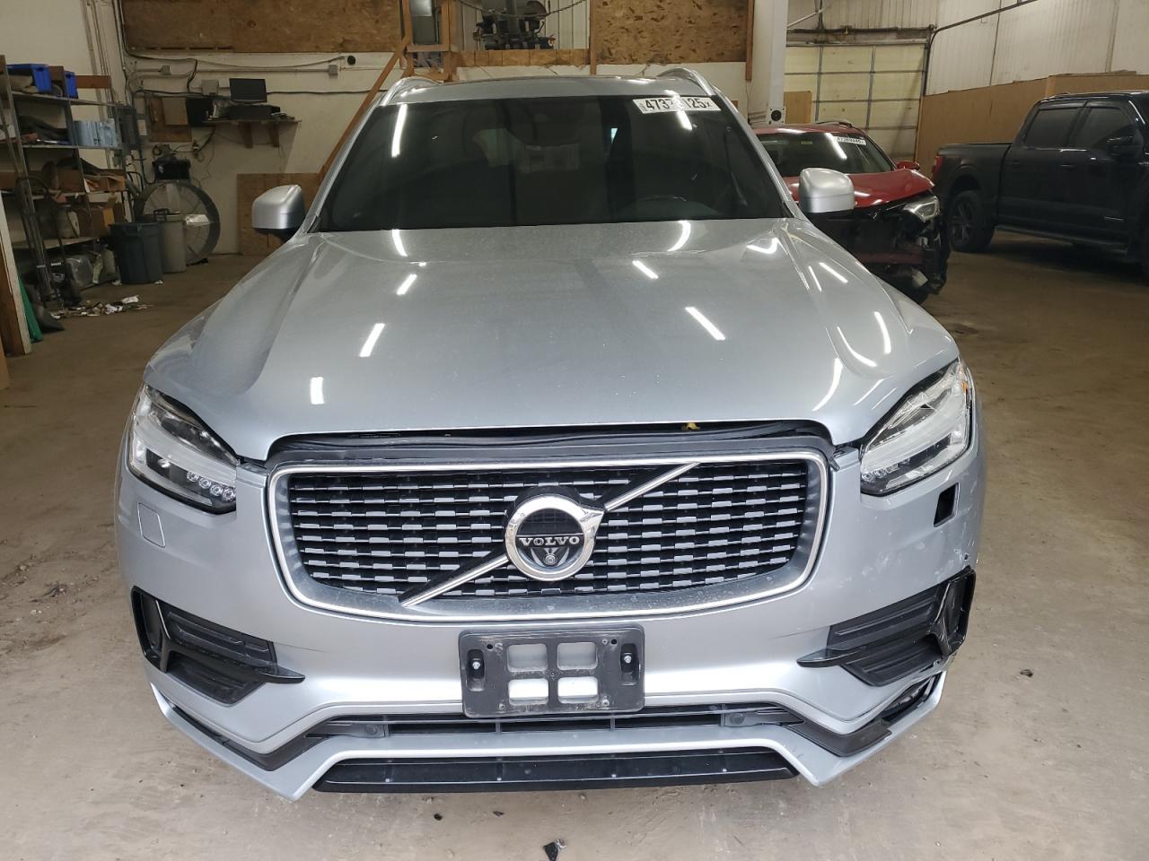 2016 VOLVO XC90 T6 - Фото 5