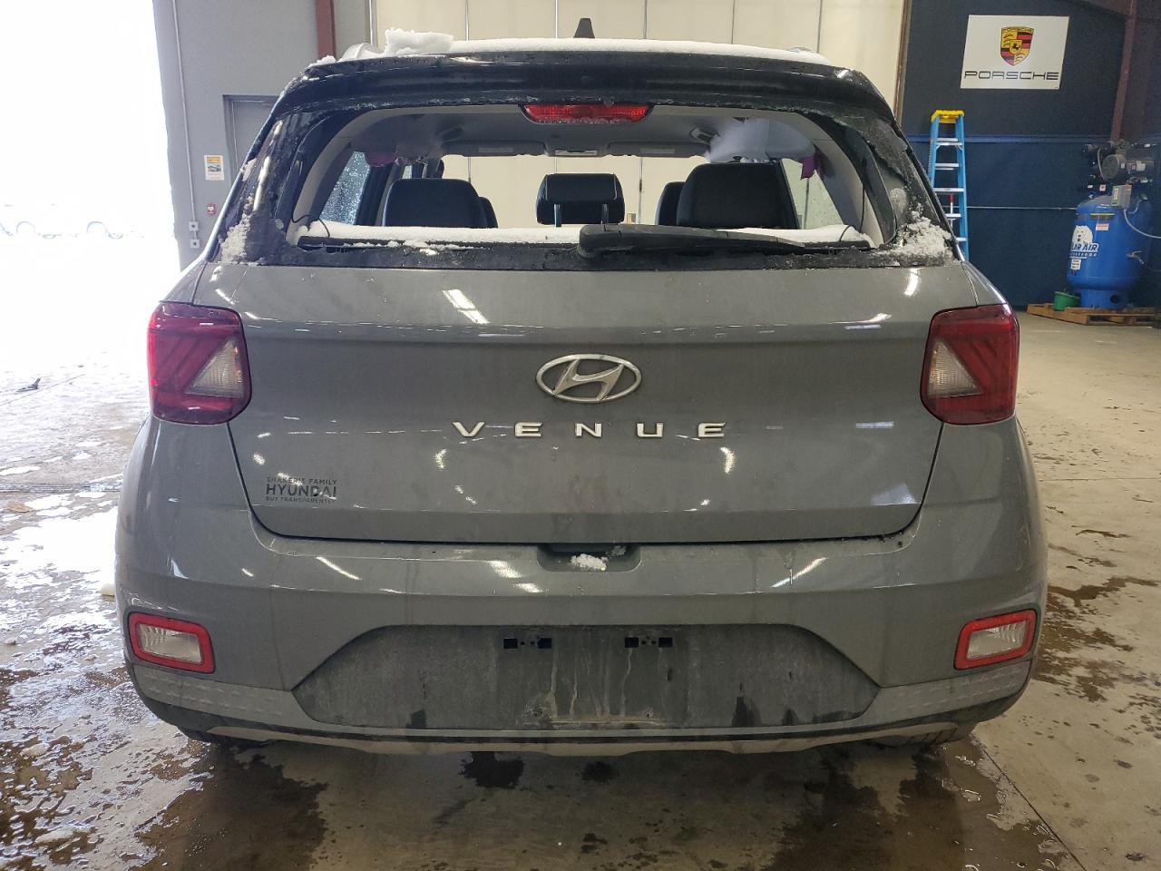 2022 HYUNDAI VENUE SEL - Фото 6