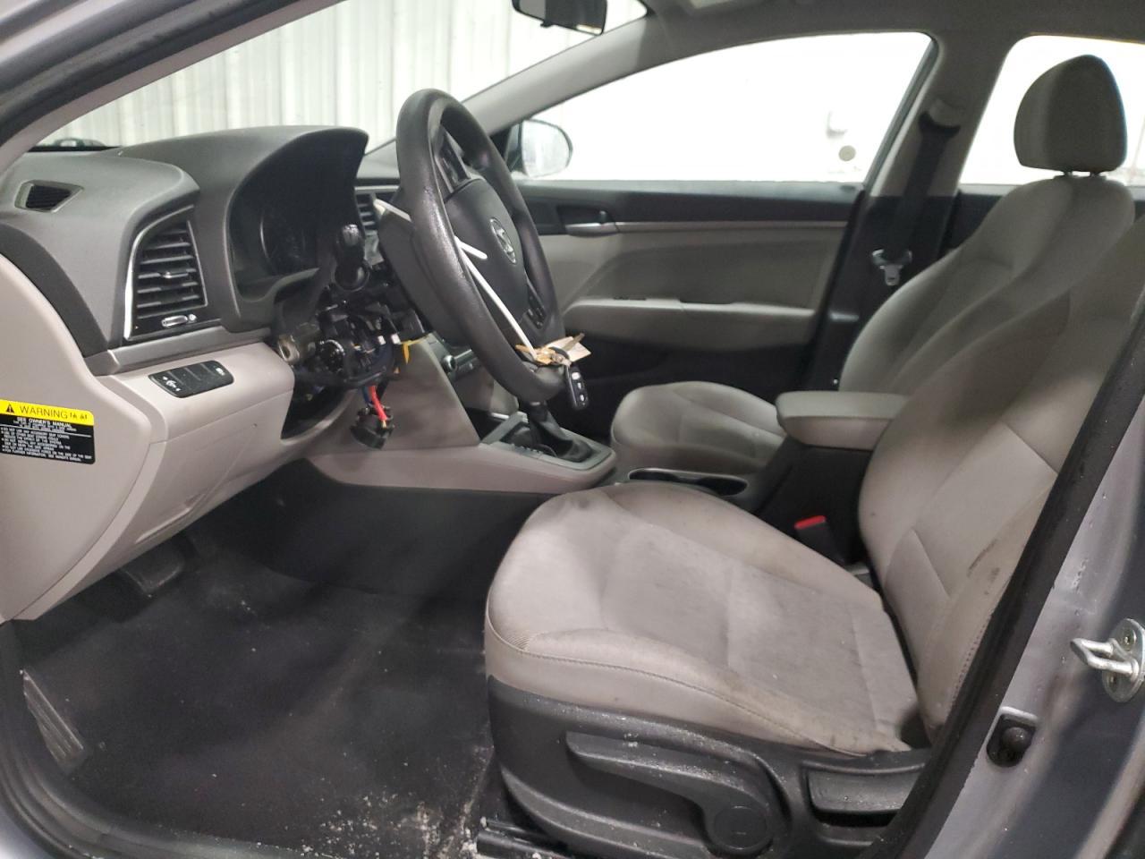 2017 HYUNDAI ELANTRA SE - Фото 7