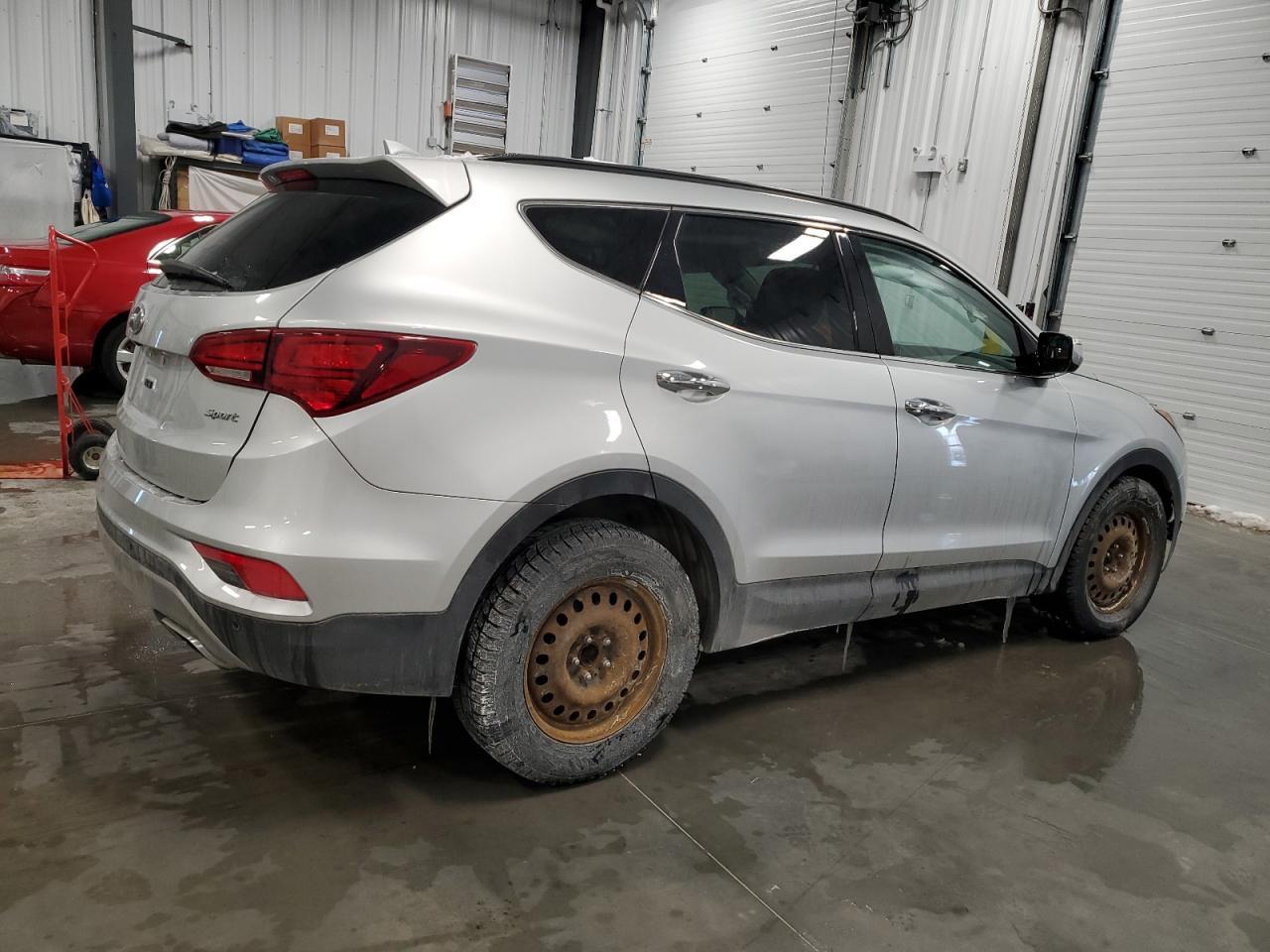 2017 HYUNDAI SANTA FE S - Image 3