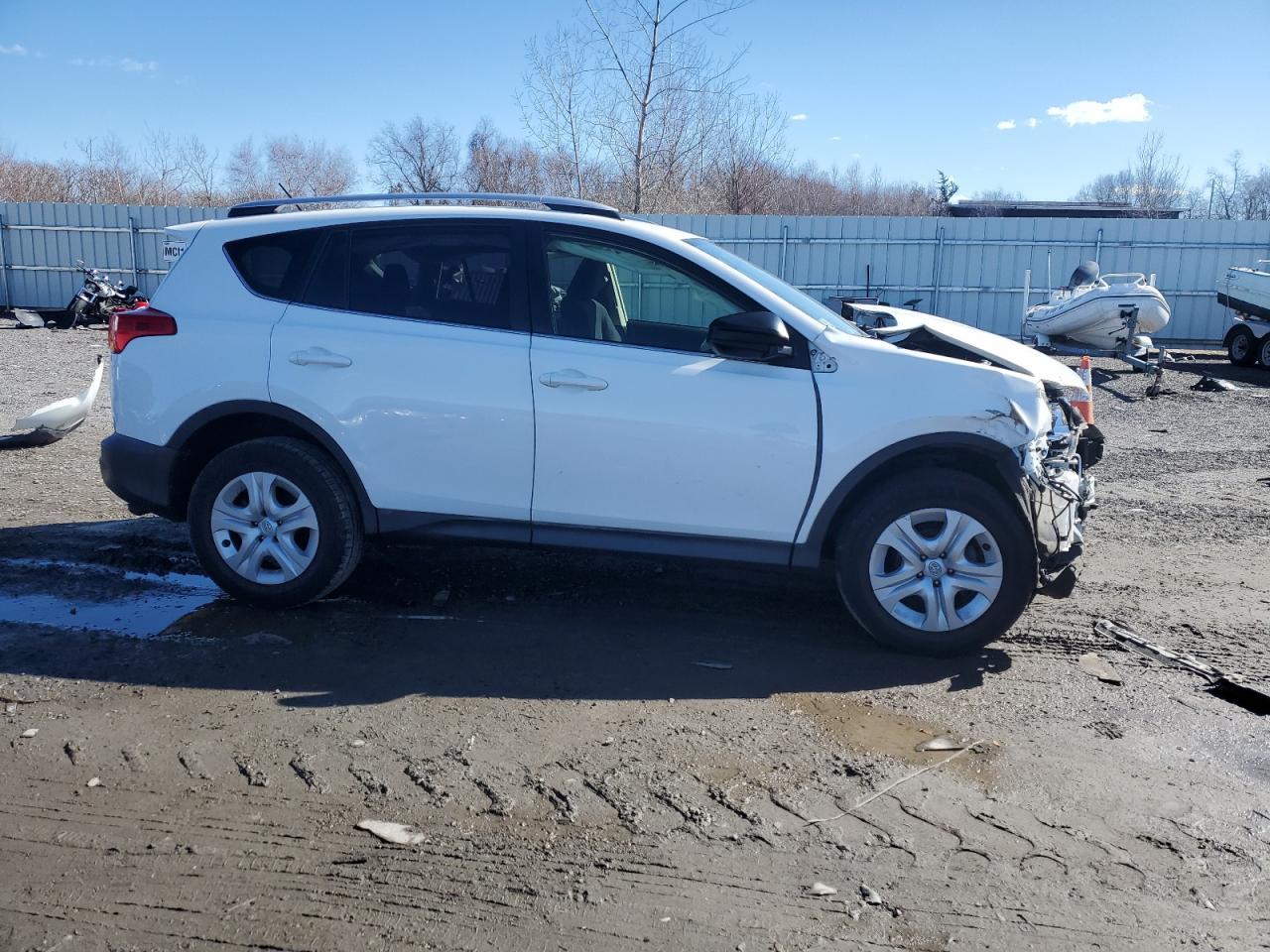 2015 TOYOTA RAV4 LE - Image 4