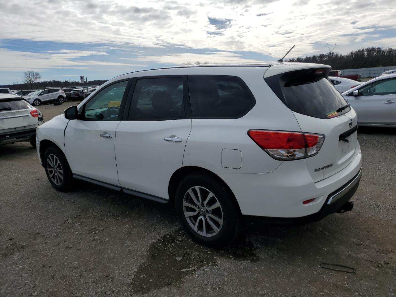 2013 NISSAN PATHFINDER - Image 2