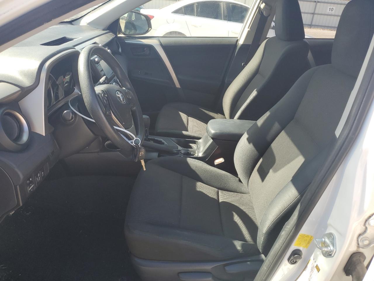 2015 TOYOTA RAV4 LE - Image 7