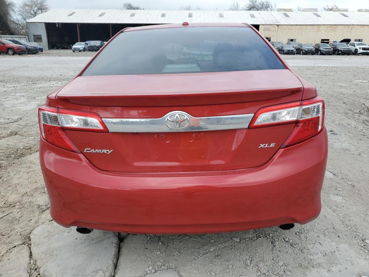 2012 TOYOTA CAMRY SE - Фото 6