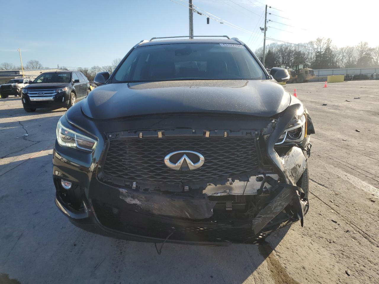 2019 INFINITI QX60 LUXE - Фото 5