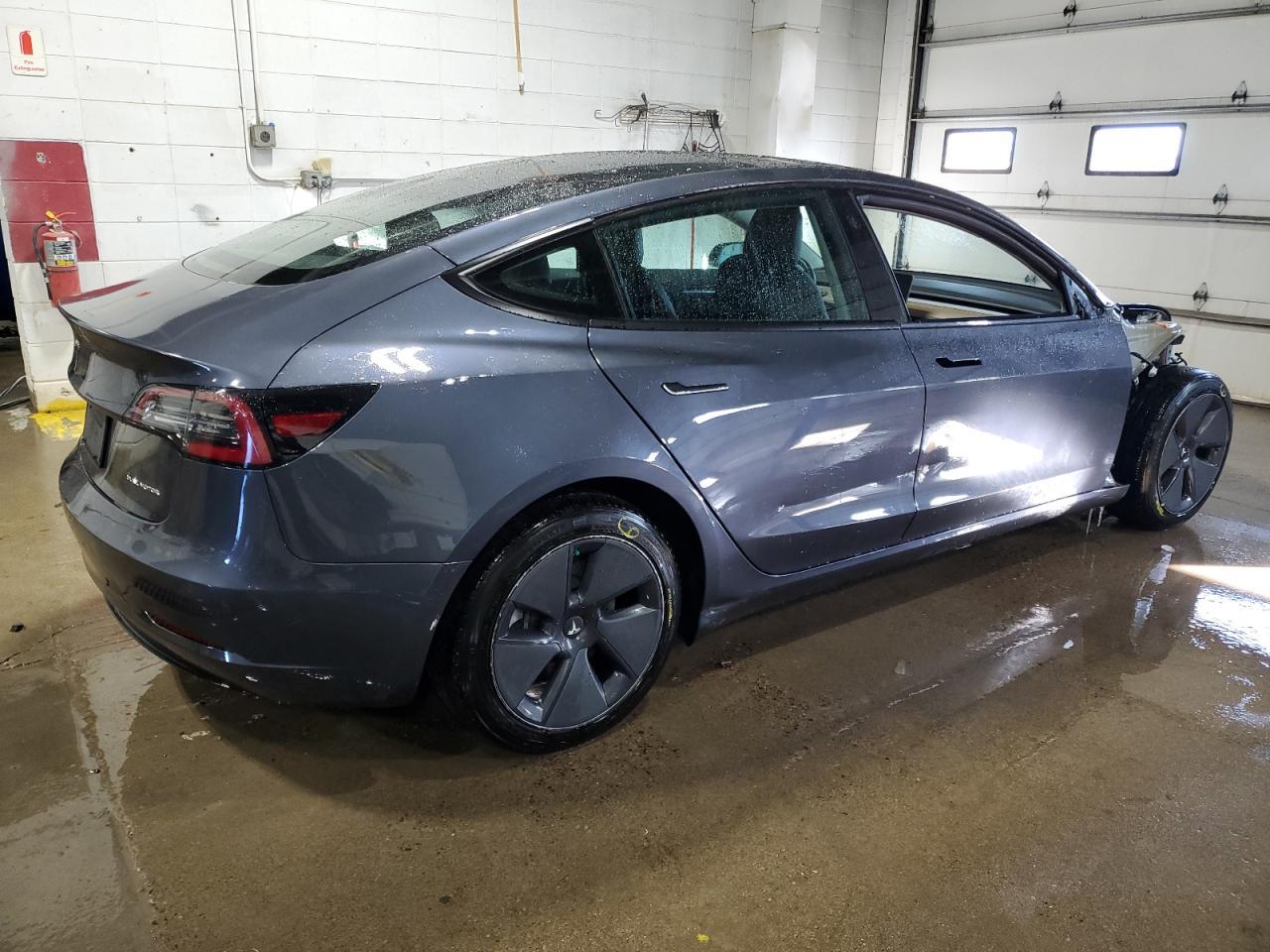 2022 TESLA MODEL 3 - Image 3